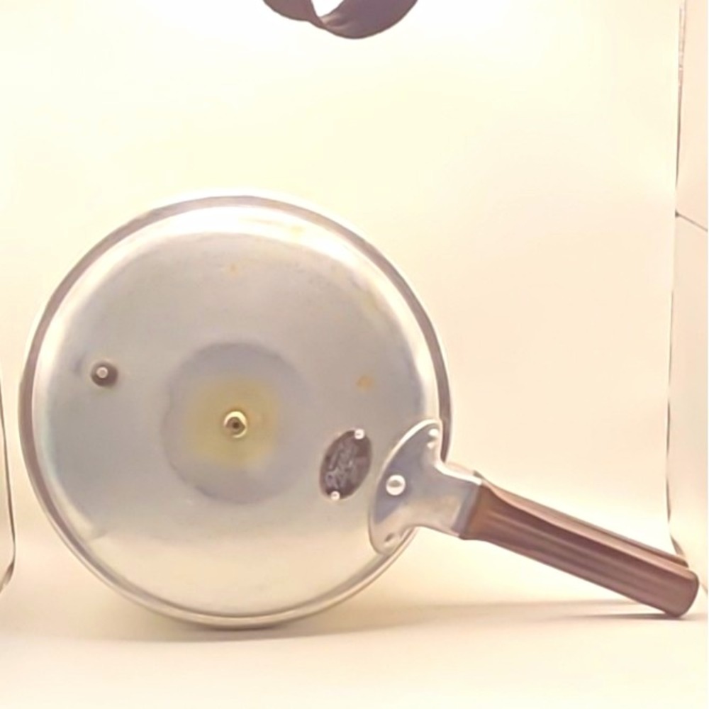 Presto Cook-Master 604 4 Qt Aluminum Stove Top Pressure Cooker w/ Lid